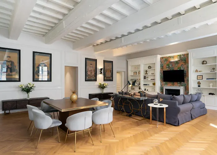 Bargello Penthouse Luxury Apartment In Florence By Palazzo Pazz Vitali